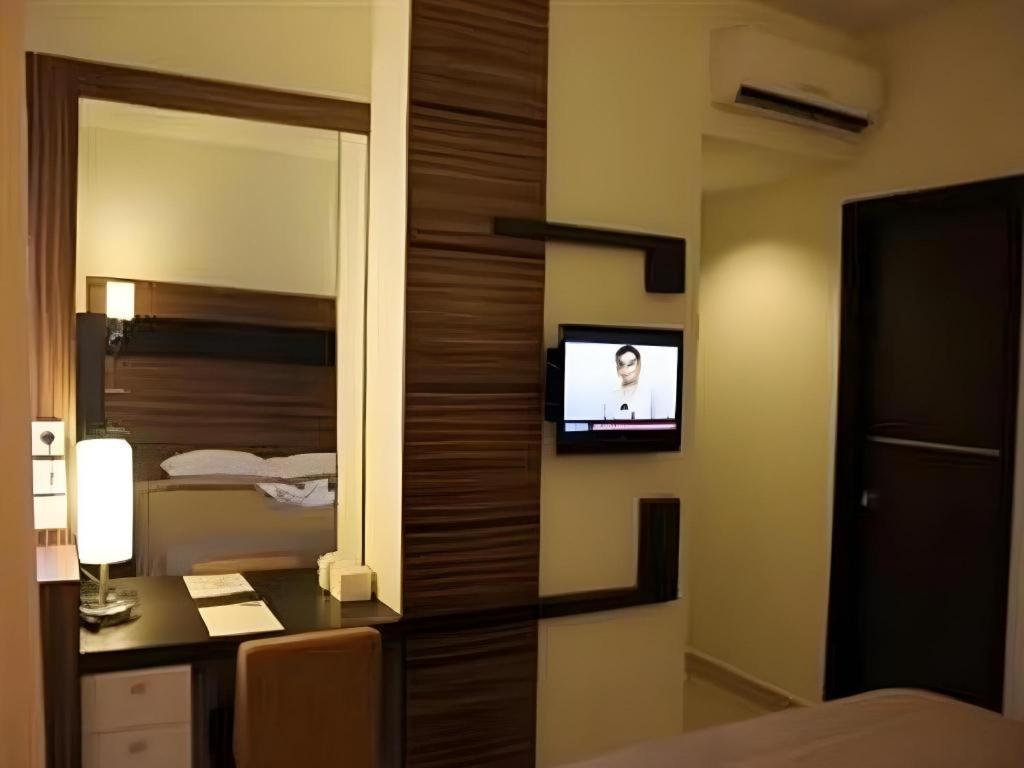 Travello Hotel Manado Kültér fotó