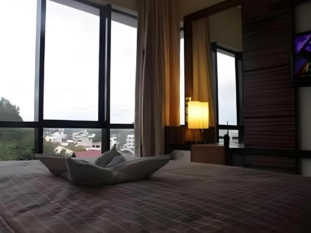 Travello Hotel Manado Kültér fotó