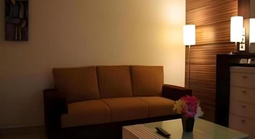 Travello Hotel Manado Kültér fotó