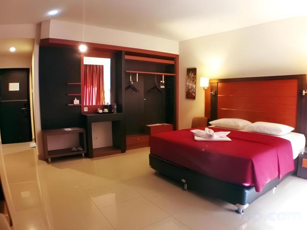 Travello Hotel Manado Kültér fotó