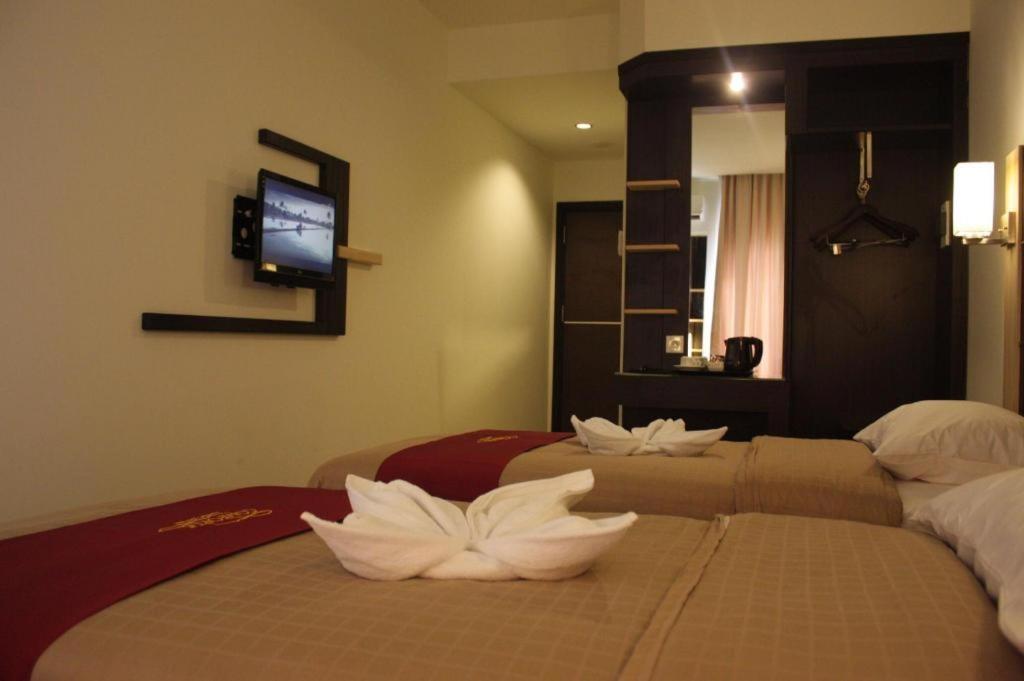 Travello Hotel Manado Kültér fotó