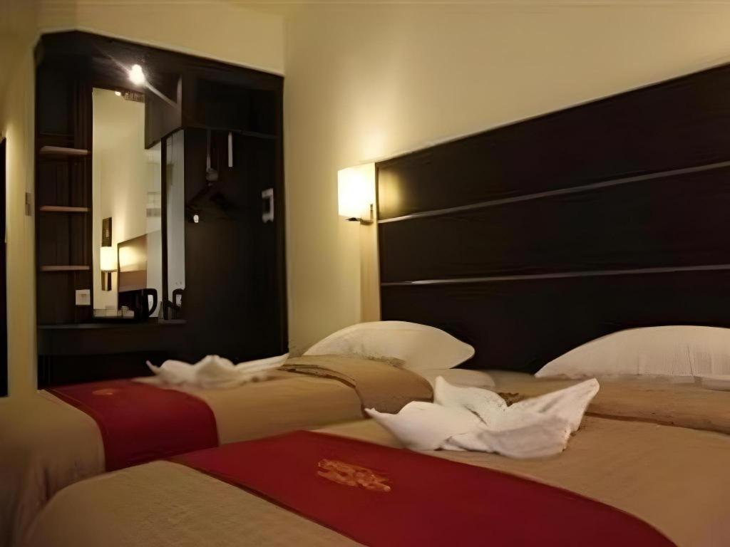 Travello Hotel Manado Kültér fotó